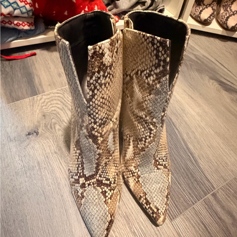 Snakeskin Pattern Ankle Boots